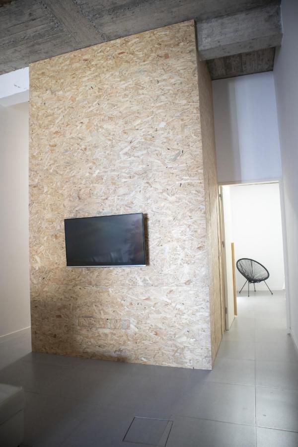 Apartamento encantador com pequeno pátio escondido Espargos Esterno foto