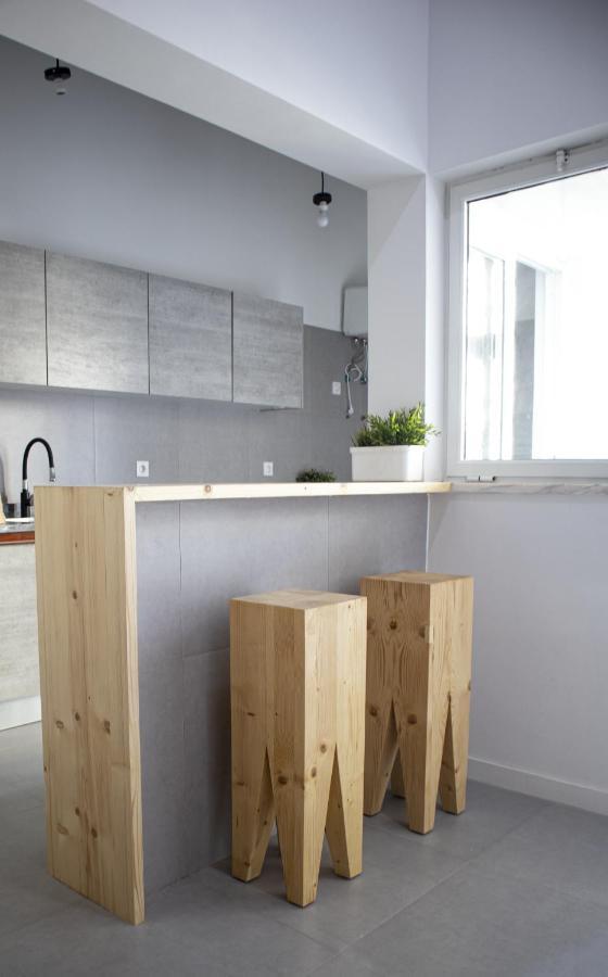 Apartamento encantador com pequeno pátio escondido Espargos Esterno foto