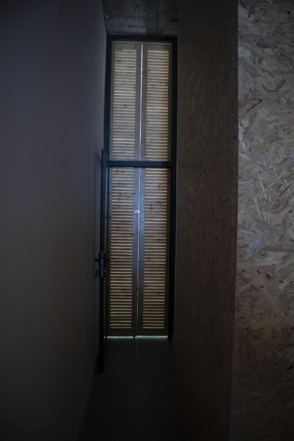 Apartamento encantador com pequeno pátio escondido Espargos Esterno foto